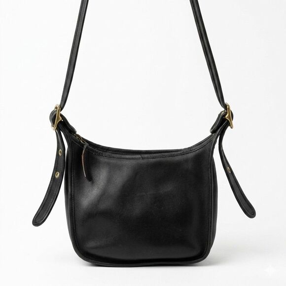 Coach Handbags - Vintage Old Coach Janice Legacy Bag 9950 Black Leather Crossbody 90s